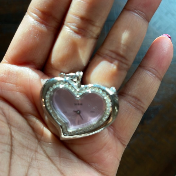 Guess Heart Shaped Charm/Pendant Watch - Picture 2 of 9